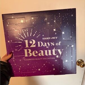 UNOPENED / BRAND NEW Trader Joe's 2023 12 Days of Beauty Advent Calendar